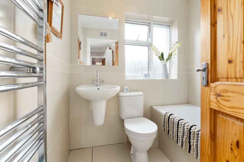 92 Killarney Heights Bray - Bathroom