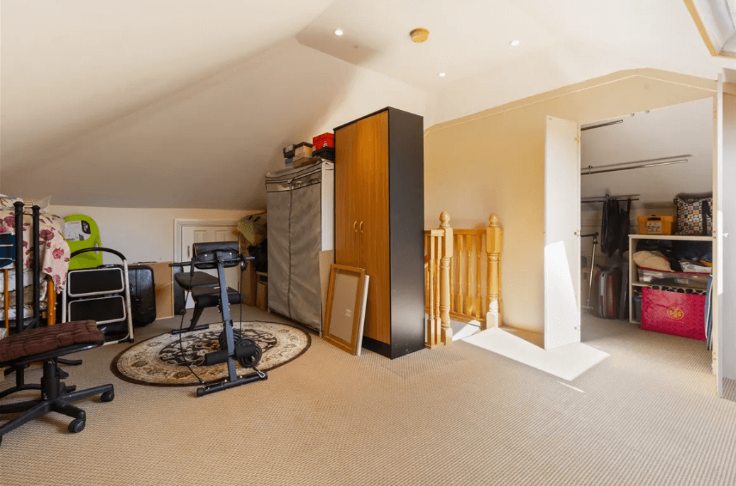 1 Leopardstown Rise Leopardstown Dublin 18 - attic