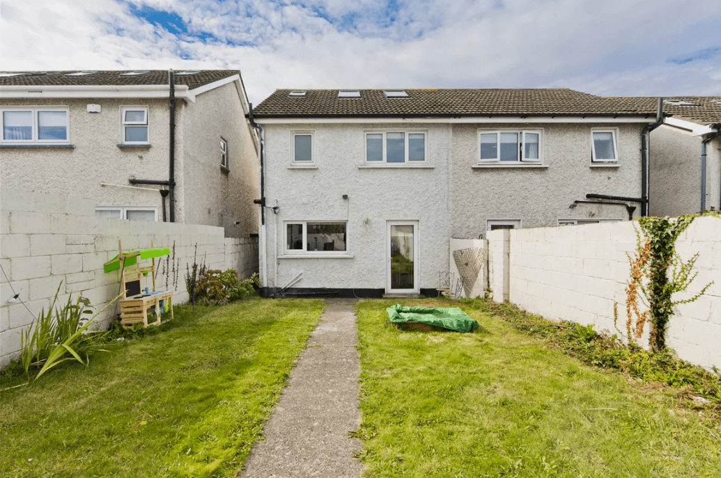 31 Herbert Park Bray Wicklow - garden and rear view of house